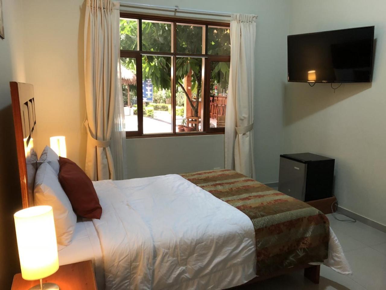 La Floresta Tarapoto Hostal Eksteriør bilde